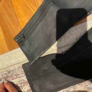 BCBG 100% lamb skin leather leggings with zipper detailing XS